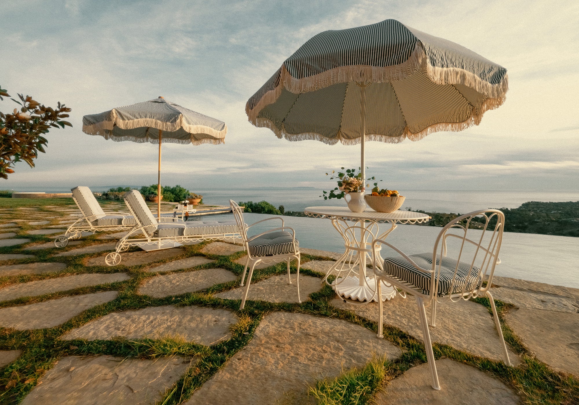 Elevate Your Outdoor Leisure